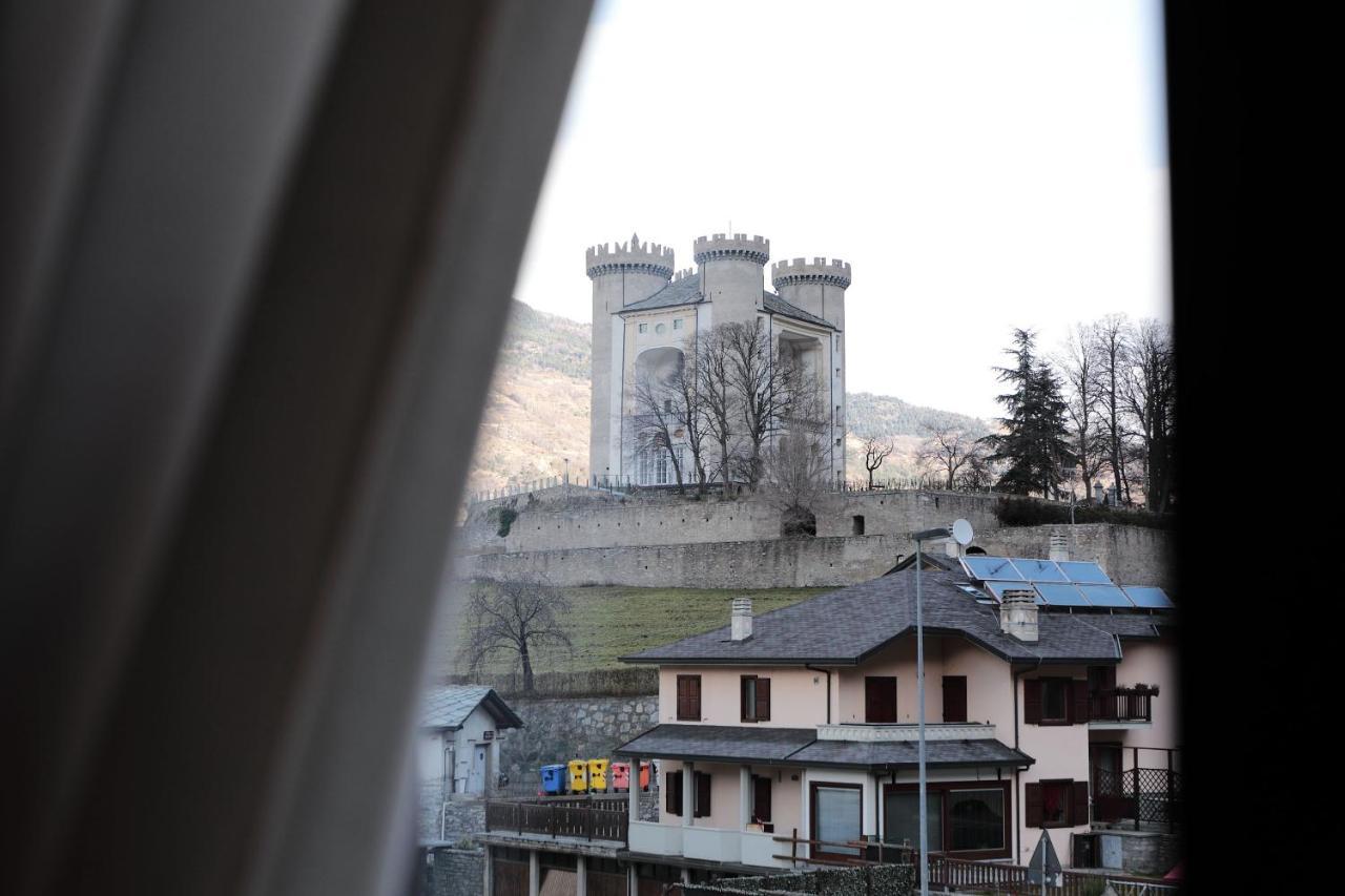 Hotel Ristorante Chateau Aymavilles Dış mekan fotoğraf